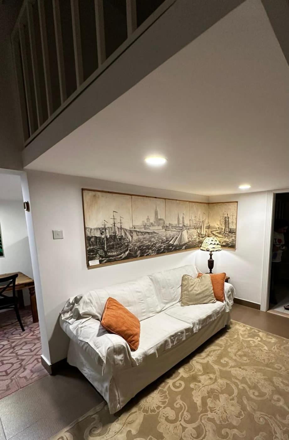 Silent Cozy And Fully Furnished